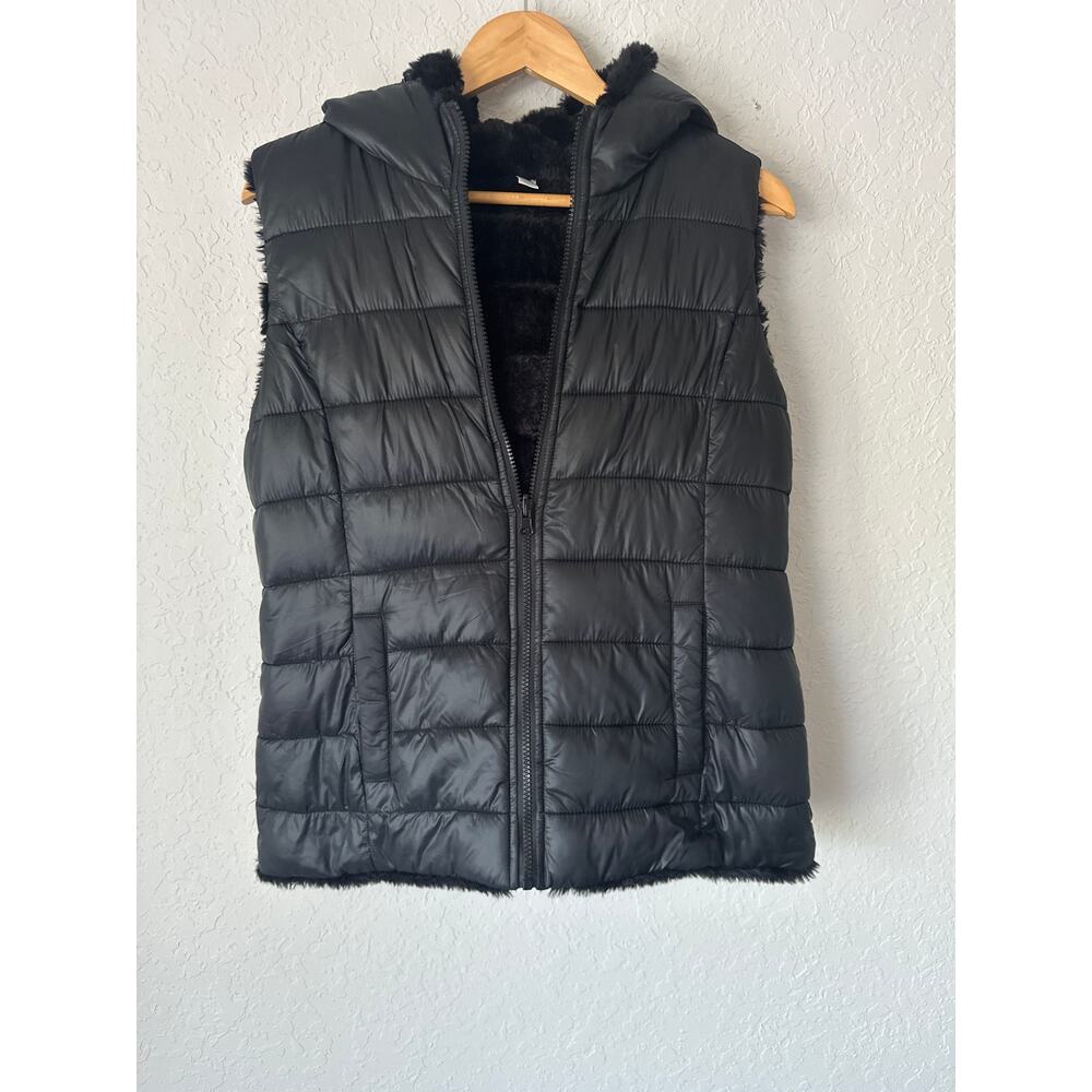 New York & Company🌿Reversible Faux Fur Hooded Medium Vest Black Quilted Puffer